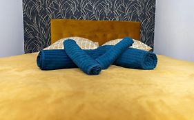 Cosy Home - Pantinsmile